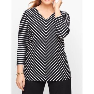 Talbots Plus 1X Black White Striped Chevron V-Neck 3/4 Sleeve Tunic Knit Top